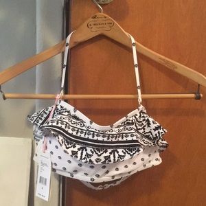 Cute and fancy bikini top!